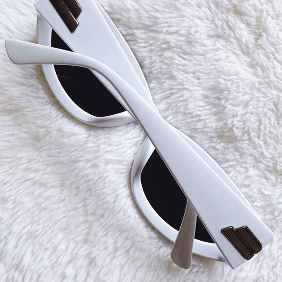 Faye Mirrored Orange with White Rim Sunglasses - Picture 14 of 15